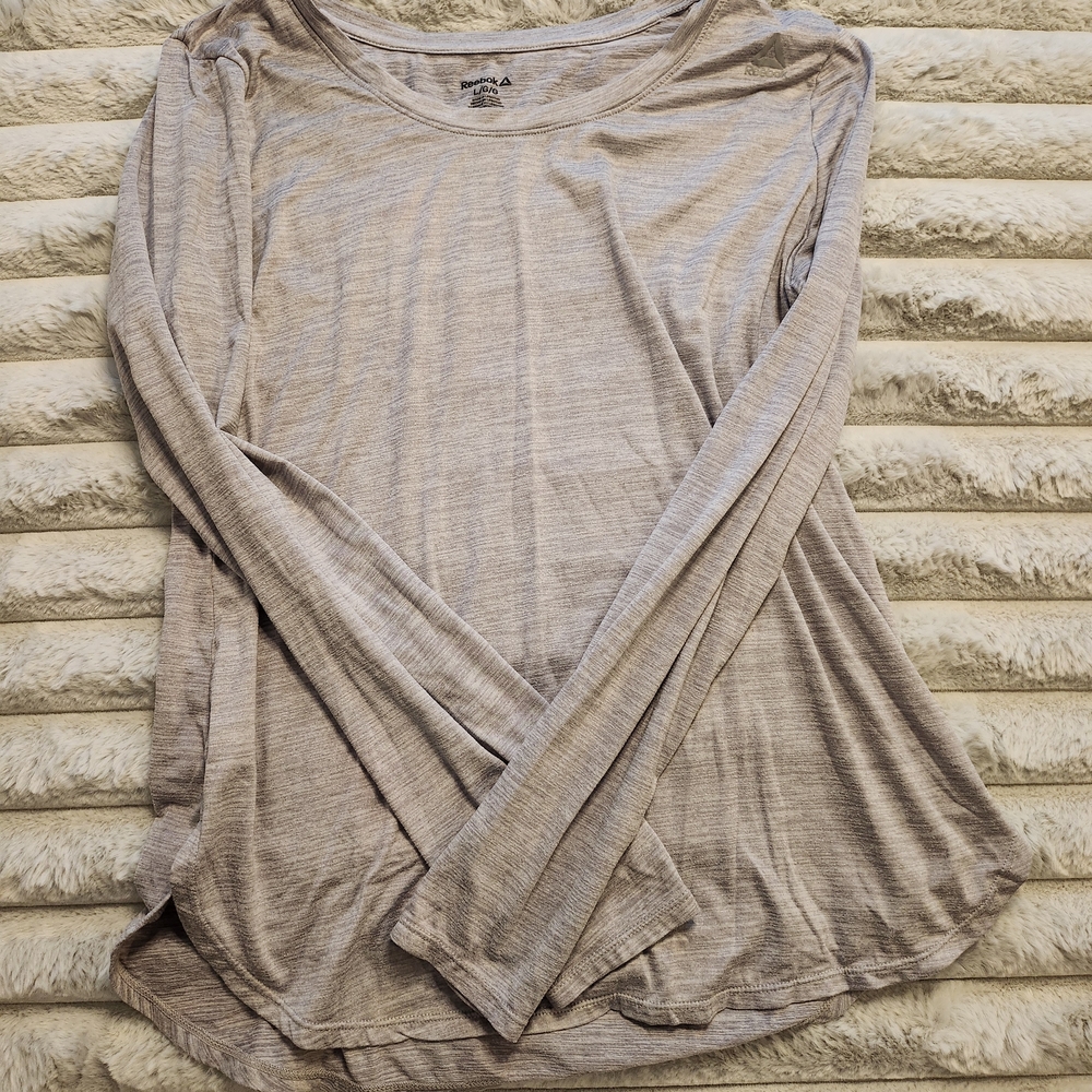 Reebok Women's Long Sleeve Gray Top
